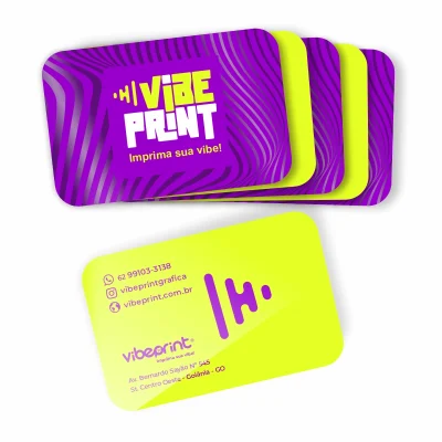 Cartão de Visita canto Arredondado com verniz localizado, impressão de qualidade e entrega em Goiânia.