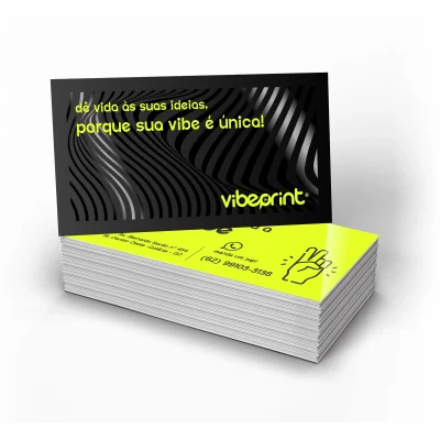 Impressão de cartão de visita com verniz localizado e entrega nacional pela VibePrint.